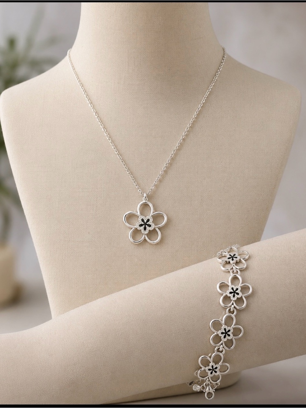 Brighton Silver Floral Link Necklace and Bracelet Set